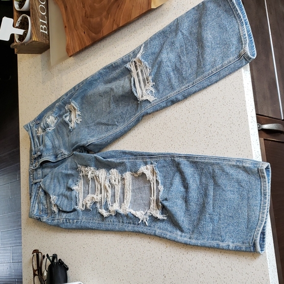 American Eagle Jeans - Picture 2 of 5